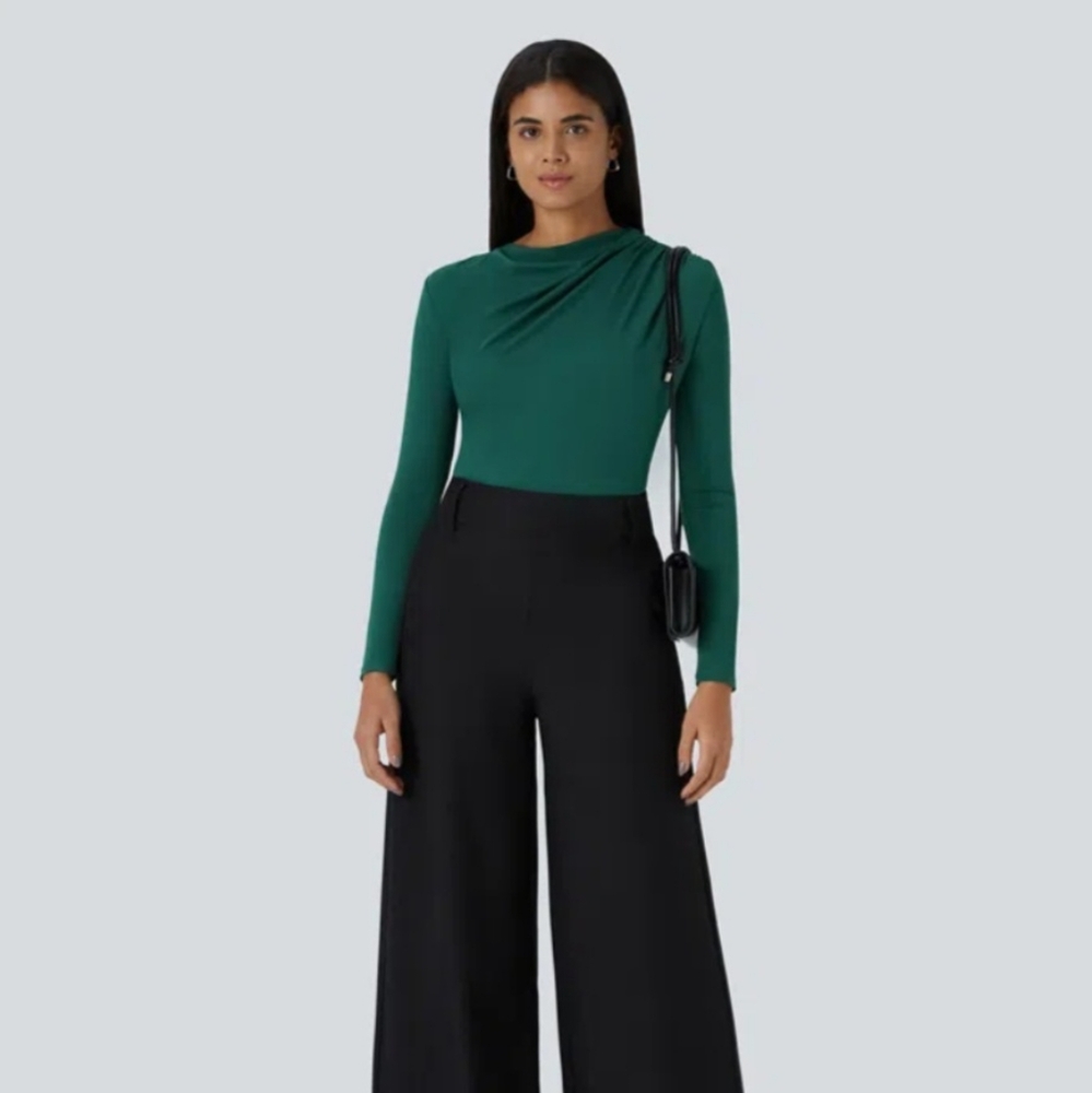 NWT HALARA GREEN Cowl Neck Ruched Long Sleeve (Size: S )
